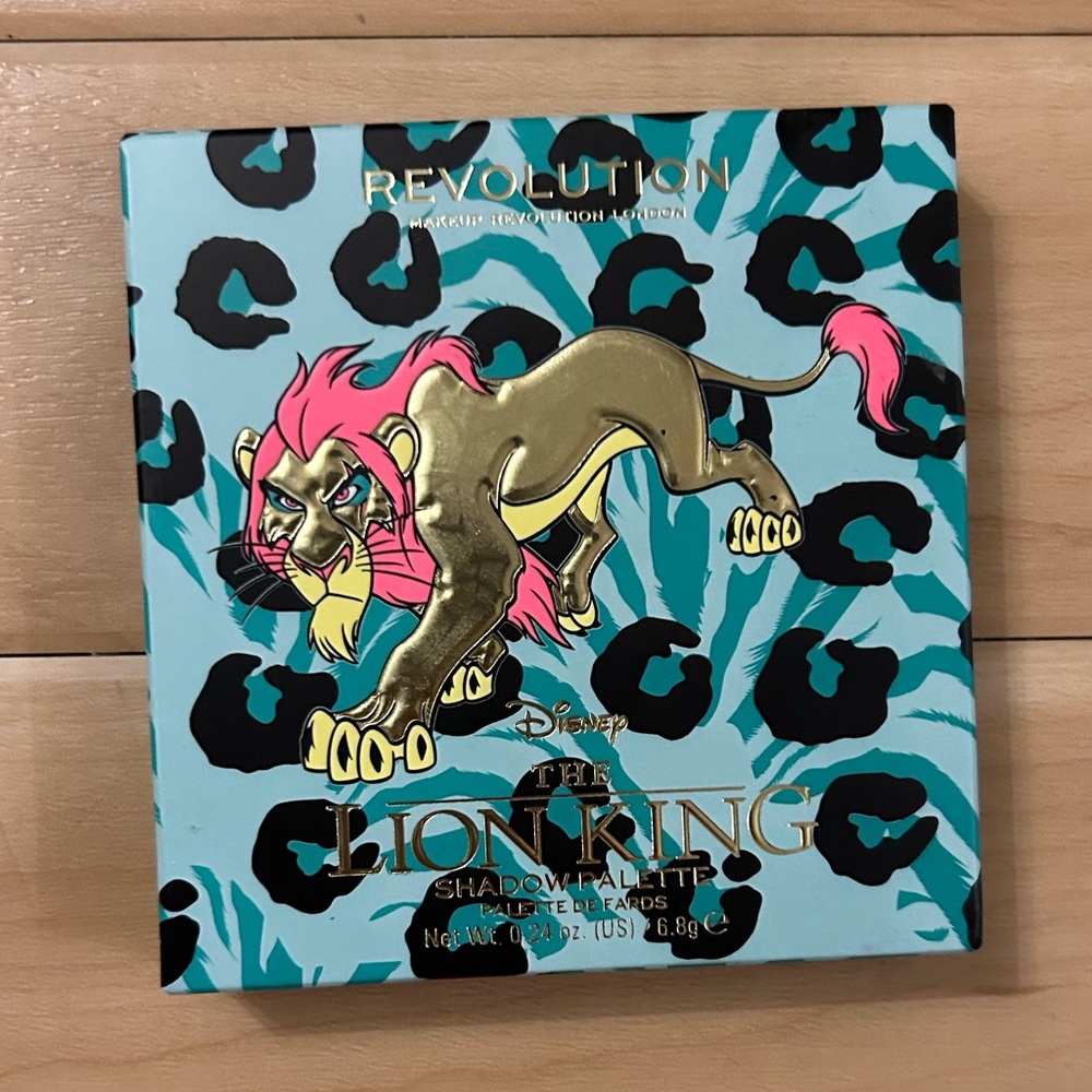 NIB Disney's The Lion King Revolution Circle Of Life Eyeshadow Palette